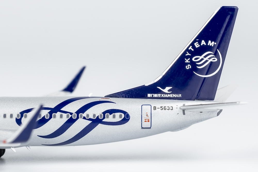 NG Models 58208 Boeing 737-800 Xiamen Airlines Skyteam B-5633