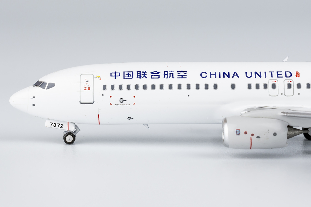 NG Models 58226 Boeing 737-800 China United Airlines B-7372