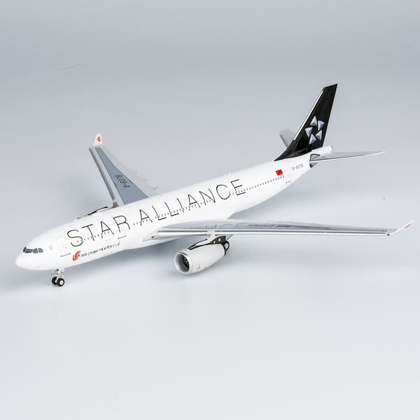 Airbus A330-200 Air China Star Alliance B-6076  61083