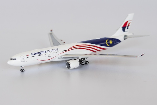 Airbus A330-300 Malaysia Airlines "Malaysia Negaraku" 9M-MTJ 62015