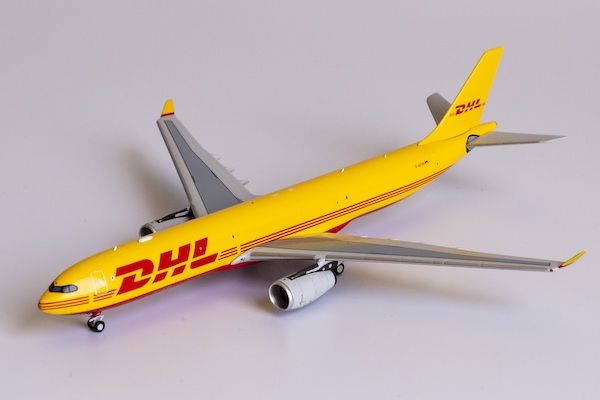 Airbus A330-300P2F DHL / EAT D-ACVG  62031