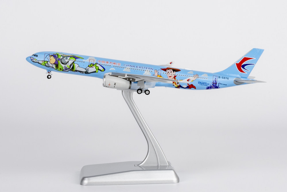 NG Models 62079 Airbus A330-300 China Eastern Airlines 