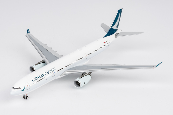 NG Models 62083 Airbus A330-300 Cathay Pacific Airways B-HLW
