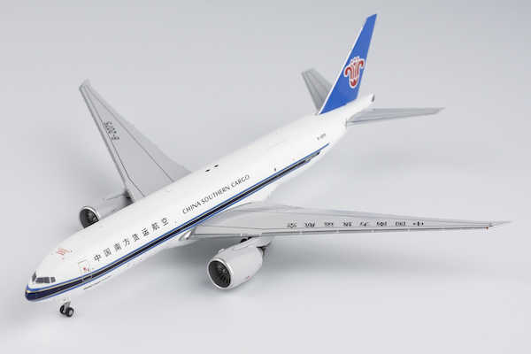 Boeing 777-200F China Southern Cargo B-2075 72018