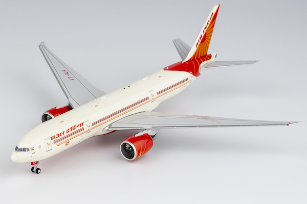 Boeing 777-200LR Air India "Maharashtra" VT-ALH  72037