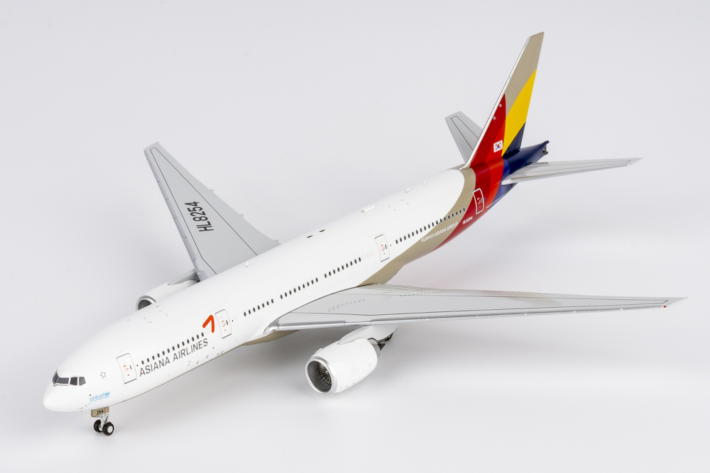 NG Models 72065 Boeing 777-200ER Asiana Airlines HL8254