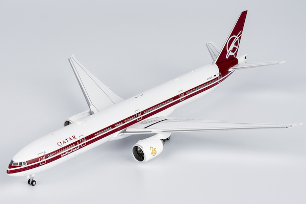 Boeing 777-300ER Qatar Airways 25th anniversay retro A7-BAC 73009