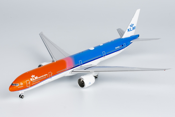 Boeing 777-300ER KLM Orange Pride PH-BVA 73041