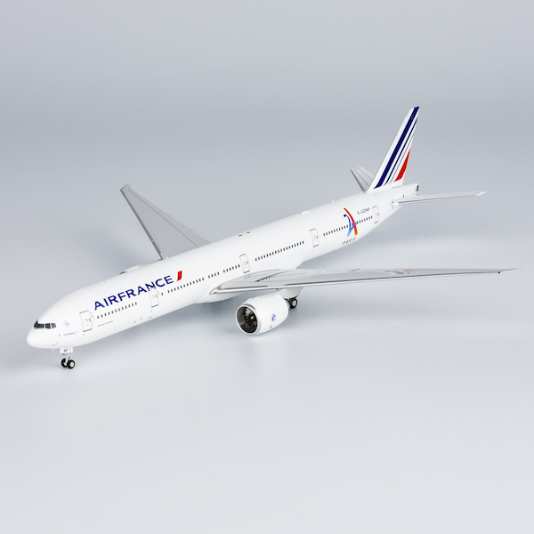 Boeing 777-300ER Air France F-GZNP Paris JO 2024 sticker  73050