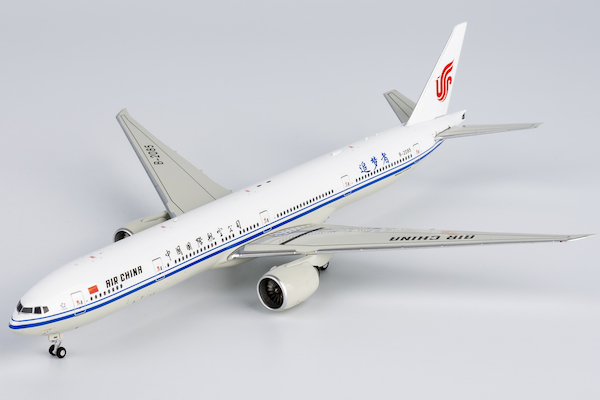 Boeing 777-300ER Air China "Dream Pursuer - 追梦者" B-2085  73066