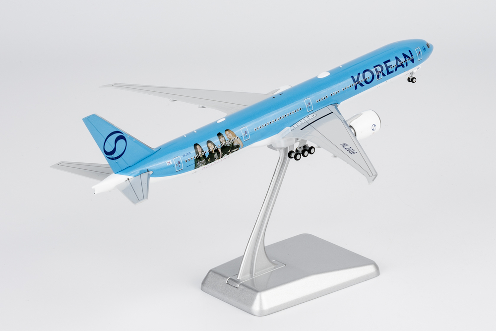 NG Models 73086 Boeing 777-300ER Korean Air 