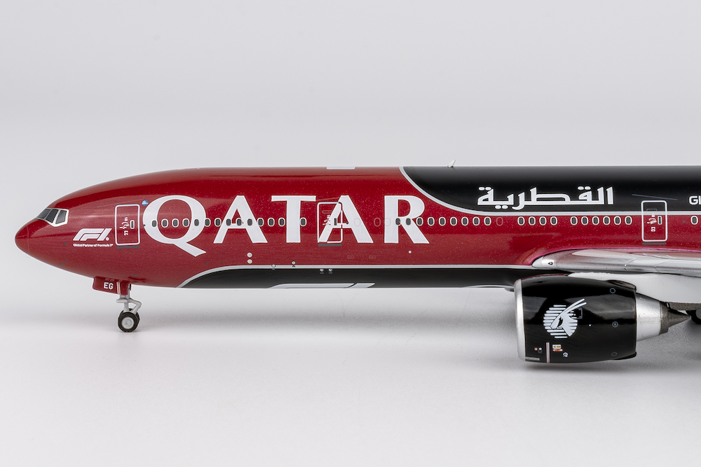 NG Models 73096 Boeing 777-300ER Qatar Airways 
