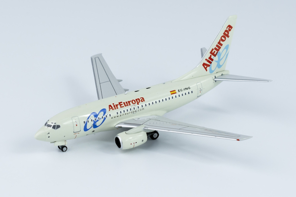 Boeing 737-600 Air Europa EC-ING 76005