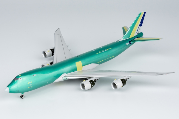 Boeing 747-8F Atlas Air N863GT the last 747 ever built in bare metal colors  78012