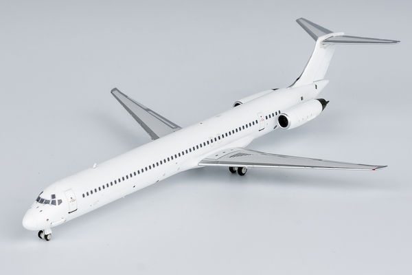 McDonnell Douglas MD83 Blank  83010