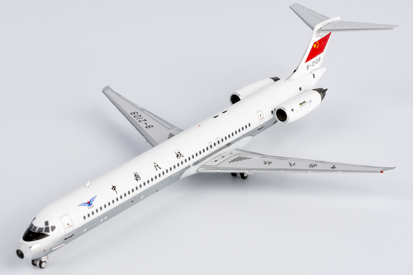 McDonnell Douglas MD82 CAAC B-2109 without cheatline; polished belly 83018