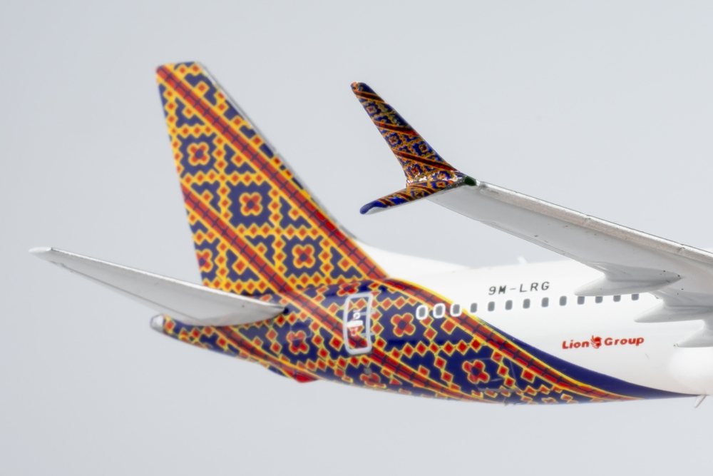 NG Models 88012 Boeing 737 MAX 8 Batik Air Malaysia / Malindo Air