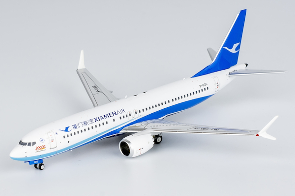 Boeing 737 MAX 8 Xiamen Airlines "2000th Boeing Aircraft" B-1136 88030