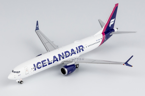 Boeing 737 MAX 9 Icelandair TF-ICD 89008