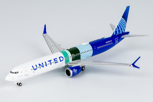 Boeing 737 MAX 10 United Airlines N27602 90002