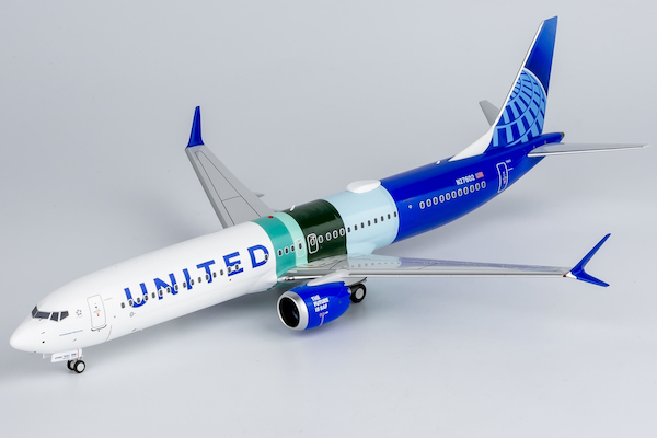 Boeing 737-MAX 10 United Airlines N27602 WITHOUT "ecoDemonstrator Explorer" sticker 95002