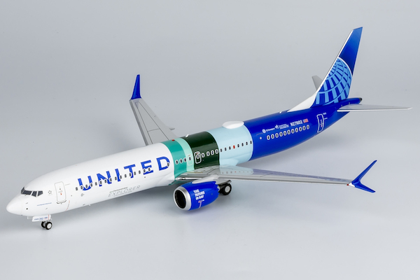 Boeing 737-MAX 10 United Airlines N27602 WITH "ecoDemonstrator Explorer" sticker 95003