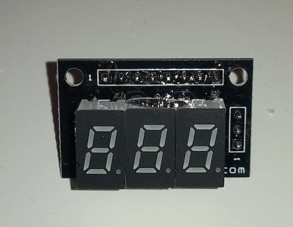7 seg. digits assembled (3 digits)Colour : Amber 2TD1