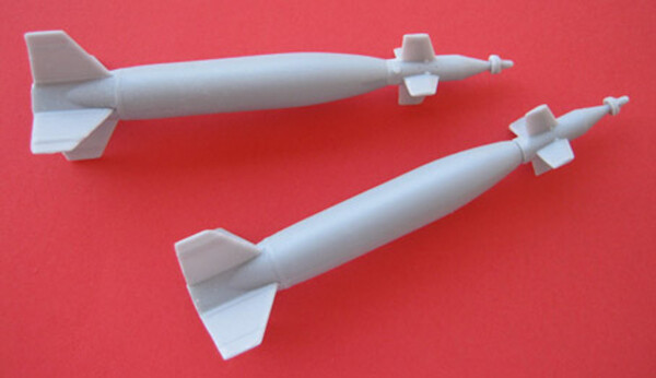 GBU-10 Paveway I (2) SDA48027