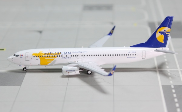 Boeing 737-800 MIAT Mongolian Airlines, Guyug  Khaan JU-1015  202220