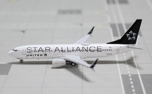 Boeing 737-800 United Airlines, Star Alliance N26210  202232