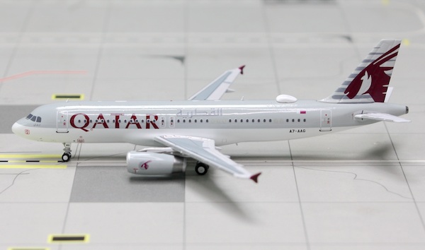 Airbus A320-232 Qatar Airways A7-AAG 52319