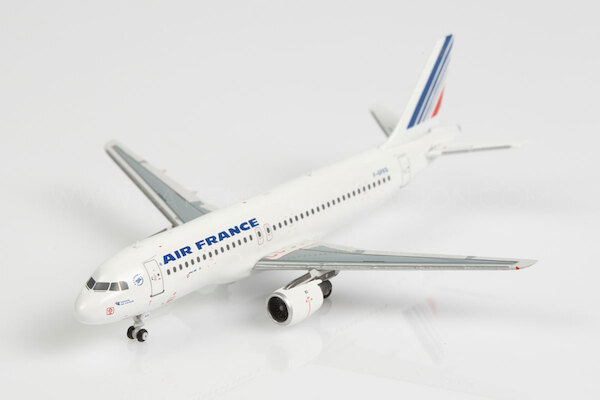 Airbus A320-111 Air France F-GFKQ  52336