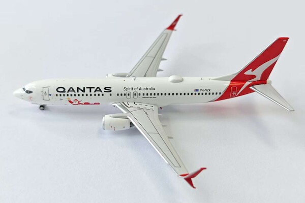 Boeing 737-800 Qantas “Christmas special livery” VH-VZX 62515