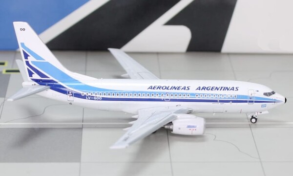 Boeing 737-7BD Aerolineas Argentinas retro livery LV-GOO LV-GOO