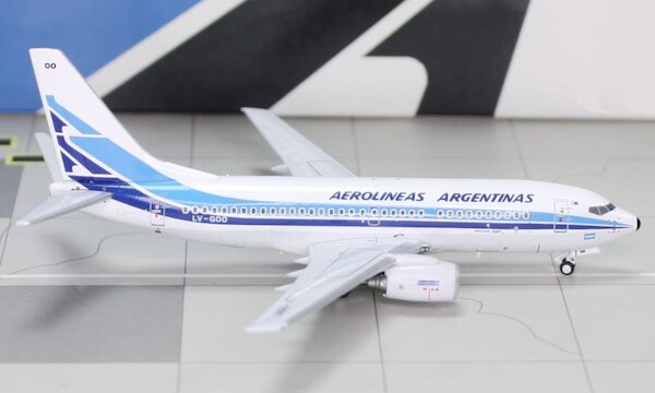 Boeing 737-7BD Aerolineas Argentinas retro livery LV-GOO  LV-GOO