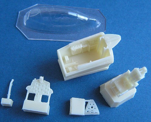 Mikoyan MiG15Bis Cockpit with canopy (Hobby Boss) c72077