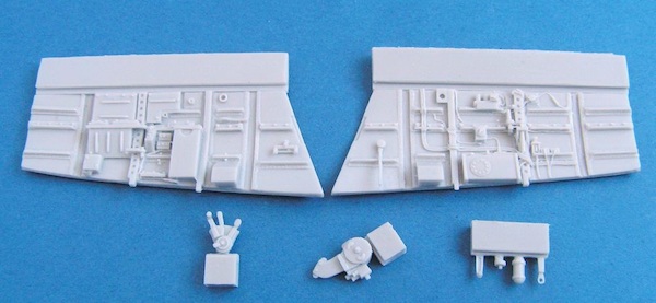 Spitfire MKII Cockpit sidewalls (Revell) PAVU32-01
