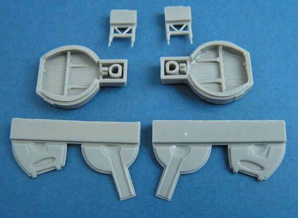Vampire FB MK9 Main wheel wells and doors (Trumpeter) U4842