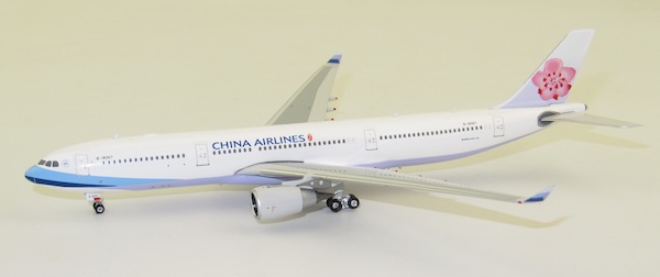 Airbus A330-300 China Airlines B-18357 04294