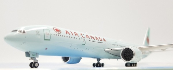 Boeing 777-300ER Air Canada C-FNNW 04385
