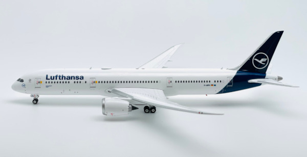 Boeing 787-9 Dreamliner Lufthansa D-ABPA  04461