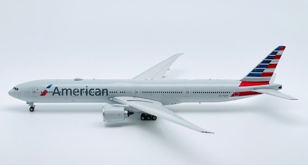 Boeing 777-300ER American Airlines N729AN  04462