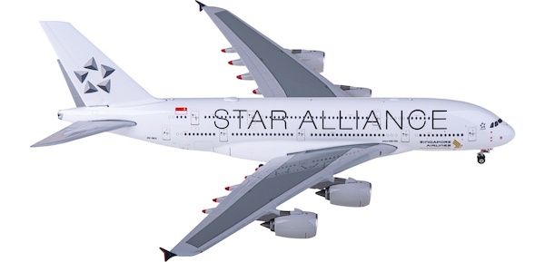 Airbus A380-800 Singapore Airlines Star Alliance 9V-SKX 04513