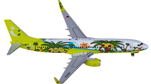 Boeing 737-800 Solaseed Air JA803X  04545