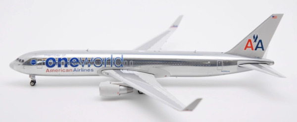 Boeing 767-300ER American Airlines One world (polish) N395AN  04555