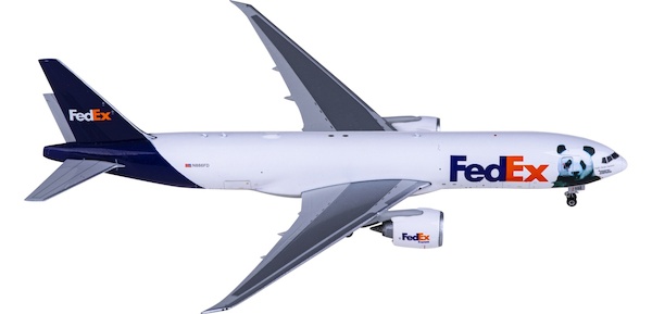 Boeing 777F FedEx Panda N886FD 04574