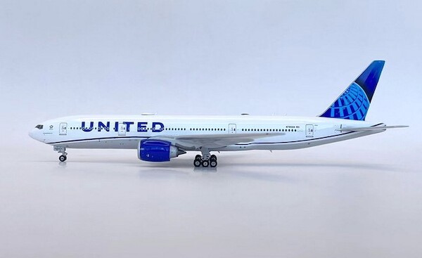 Boeing 777-200ER United Airlines N78004  04607