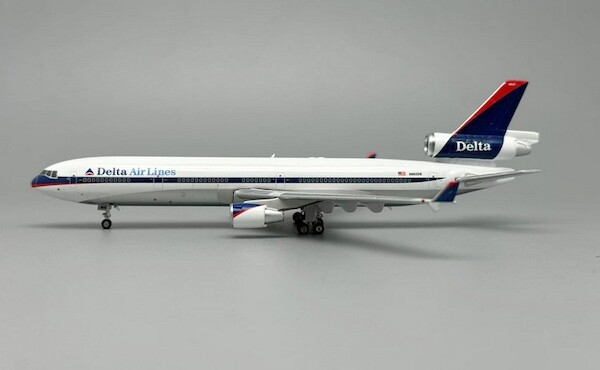 McDonnell Douglas MD11 Delta Airlines N802DE Polish  04630