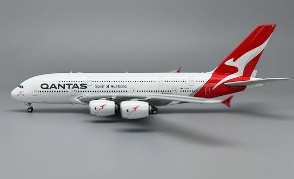 Airbus A380 Qantas VH-OQF  04642