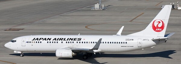 Boeing 737-800 JAL Japan Airlines JA317J  04643